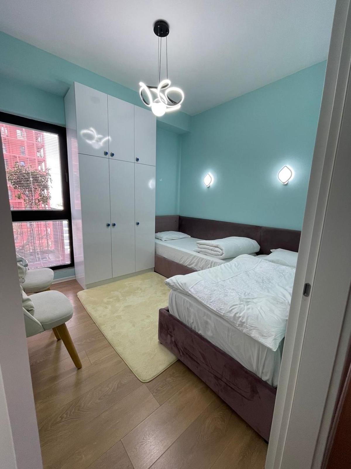 Garden Building Luxury Apartment Tirana Exteriör bild