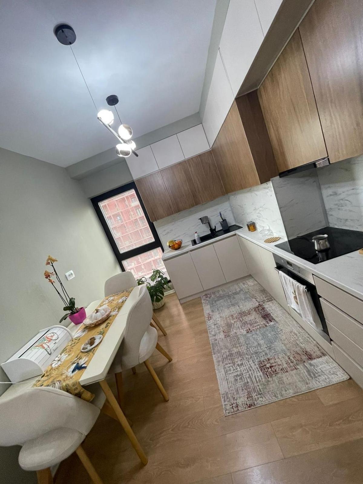 Garden Building Luxury Apartment Tirana Exteriör bild