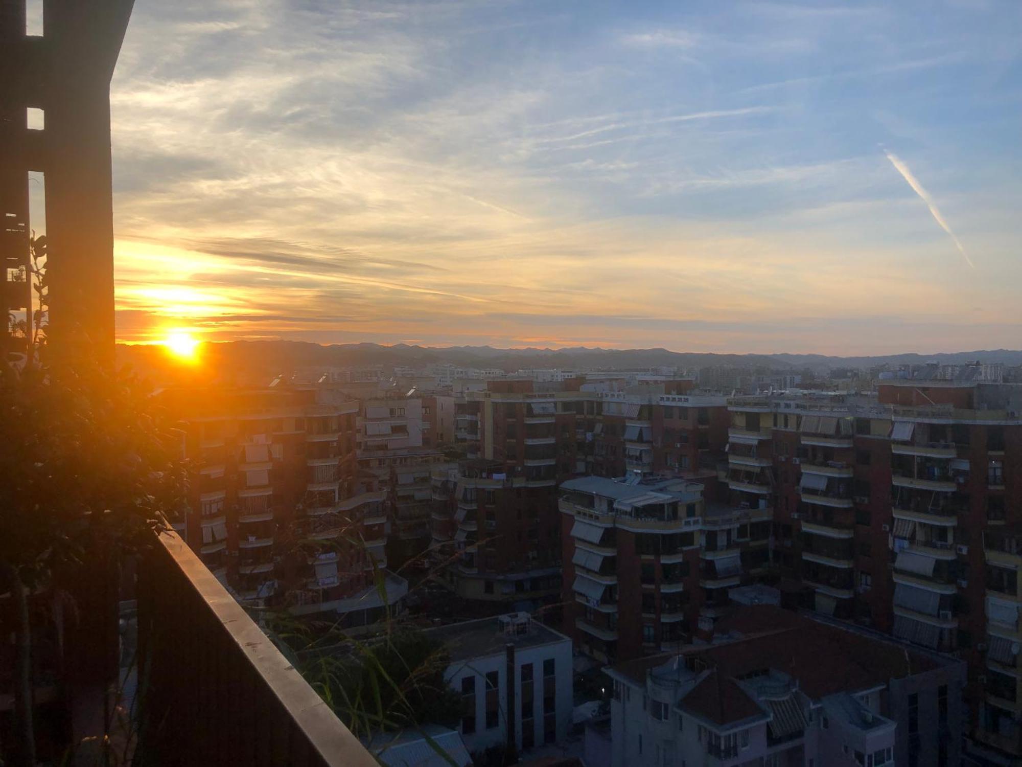 Garden Building Luxury Apartment Tirana Exteriör bild